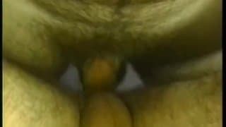 军事肌肉 - 场景 2