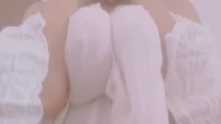 طبوني كيقطر حليت الشرجم و صورت الفيديو قدام جارنا بغيتو يحويني مابقيتش قادرة خاصني زب