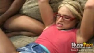 切尔西有怪物公鸡的双重帮助