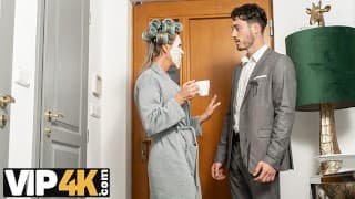 MATURE4K.老姑娘的老把戏