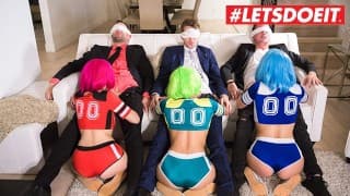 LETSDOEIT - 淫荡的女大学生在热狂欢中分享她们的男朋友公鸡